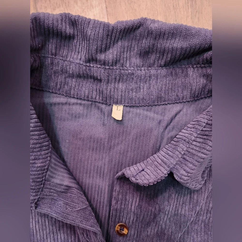 Shacket - Picture 2 of 2